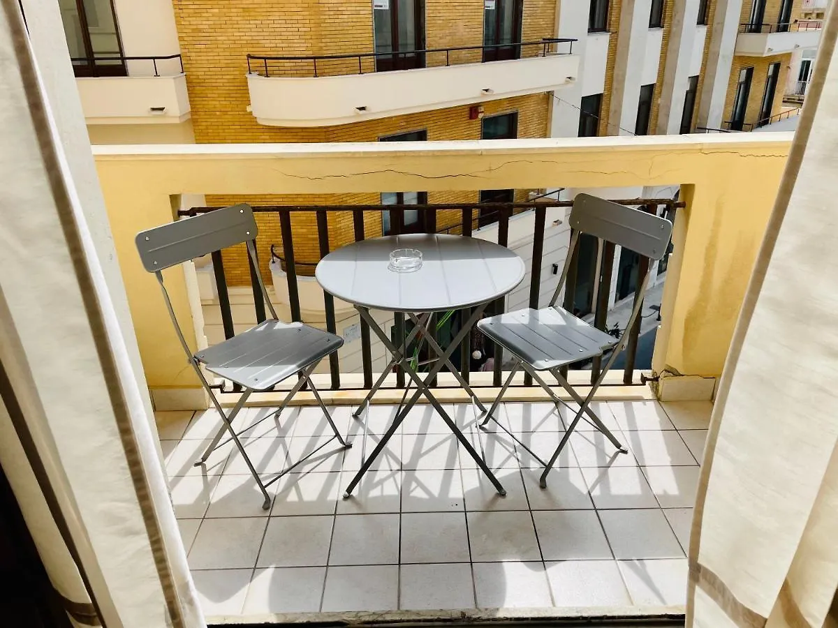 Casa Verga Syrakusa 0*,  Italien